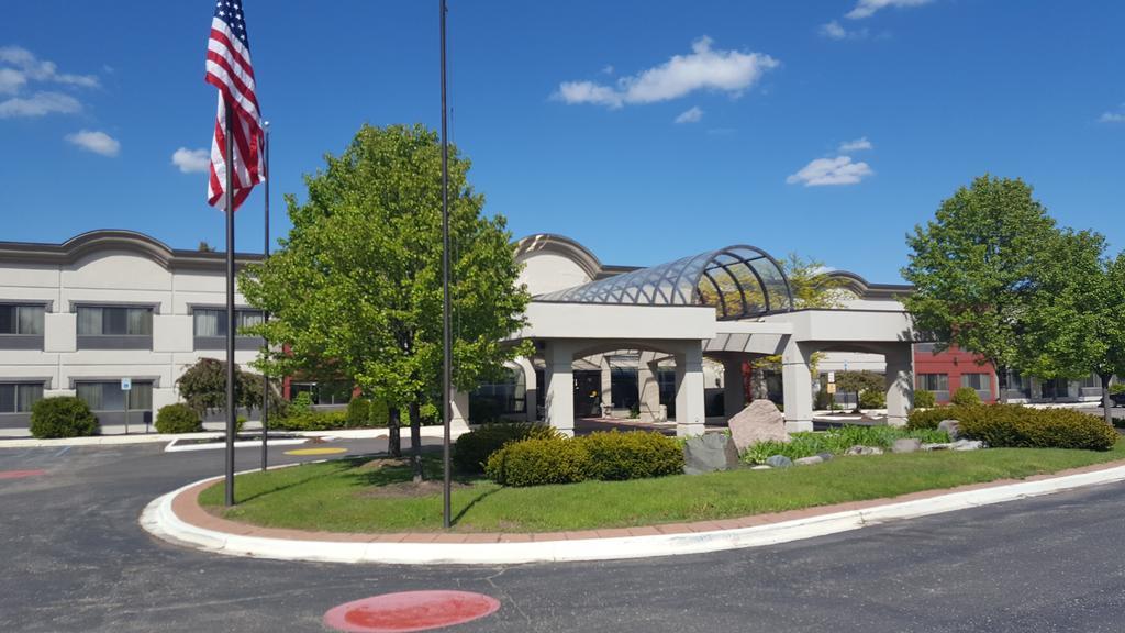 Days Inn&Suites by Wyndham Rochester Hills MI Exterior foto