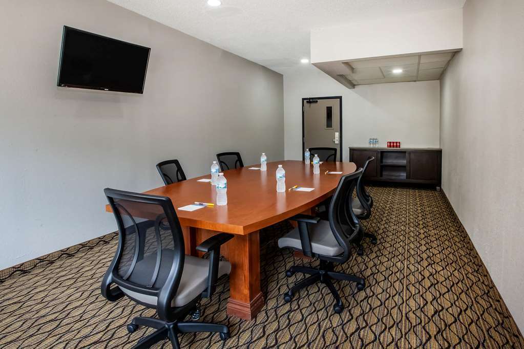 Days Inn&Suites by Wyndham Rochester Hills MI Einrichtungen foto
